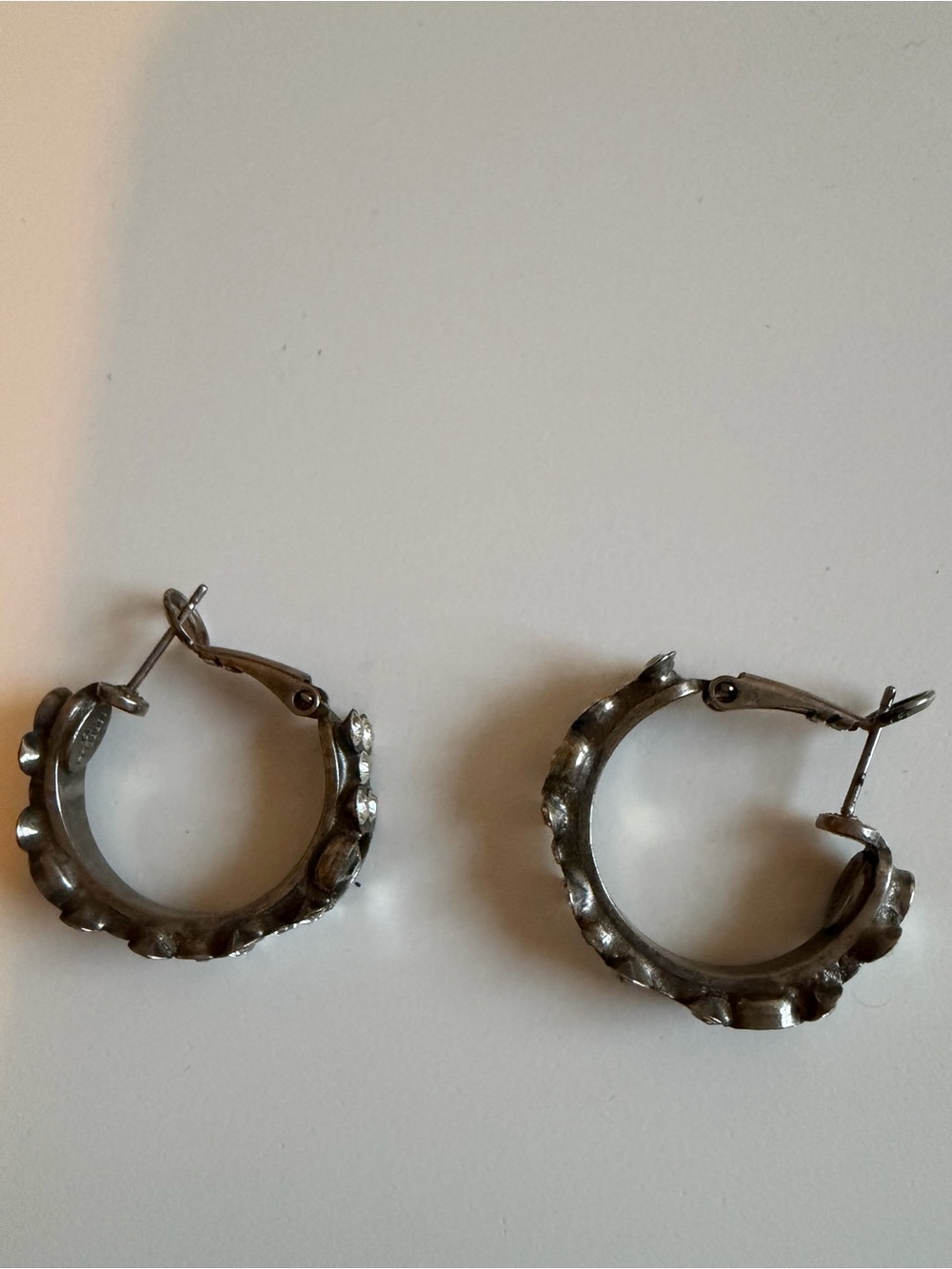 Silver Toned Hoop Earrings with Scalloped Edge